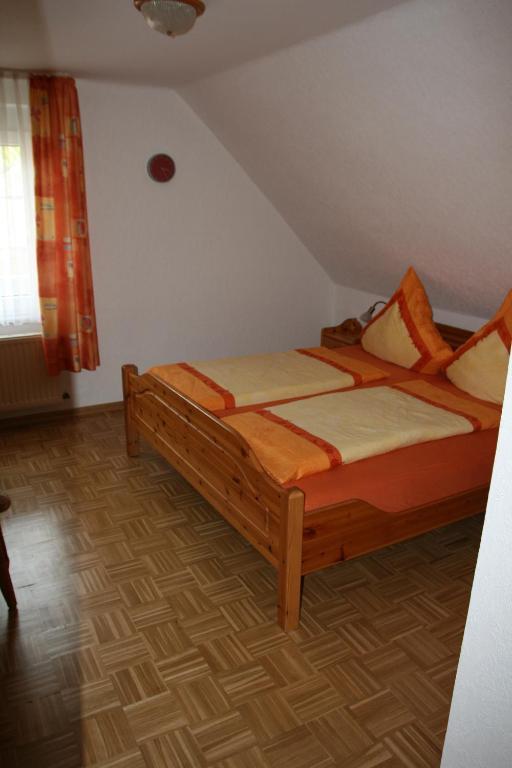 Weingut & Gaestehaus Stephan Kohl Neumagen-Dhron Room photo